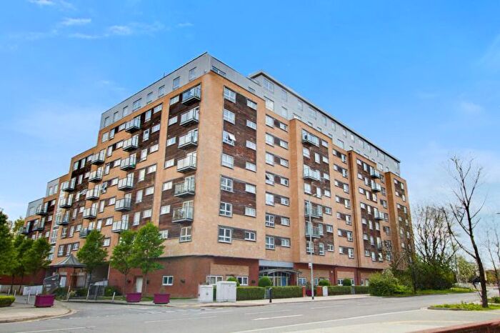 1 Bedroom Flat For Sale In Cherrydown East, Basildon, SS16
