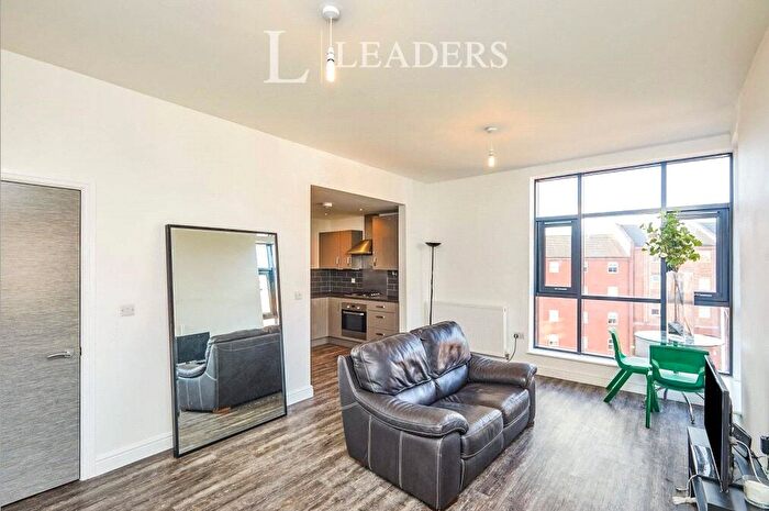 2 Bedroom Flat For Sale In Lodge Lane, Derby, Derbyshire, DE1