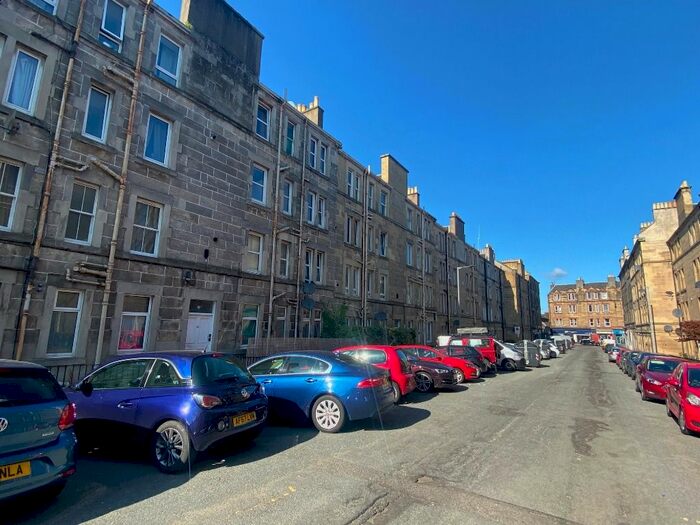 1 Bedroom Flat To Rent In Wardlaw Place, Gorgie, Edinburgh, EH11