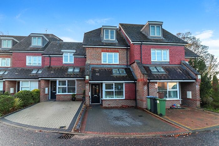 3 Bedroom Terraced House For Sale In Burrow Close, Watford, WD17