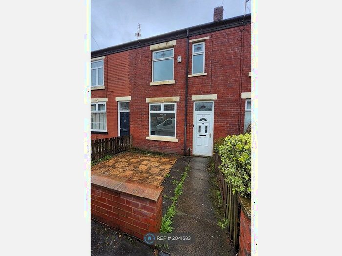 3 Bedroom Terraced House To Rent In Partington Street, Rochdale, OL11