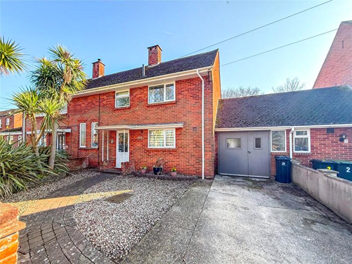 3 Bedroom Semi Detached House For Sale In Knapp Mill Avenue, Christchurch, Dorset, BH23