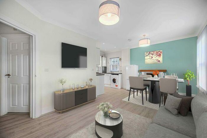 2 Bedroom Apartment To Rent In Rainhill Way, Bow, E3