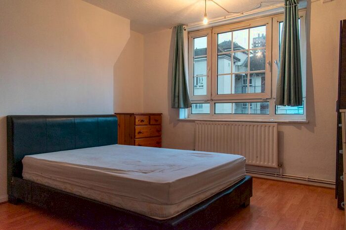 4 Bedroom Flat To Rent In Boyd Street, London, E1