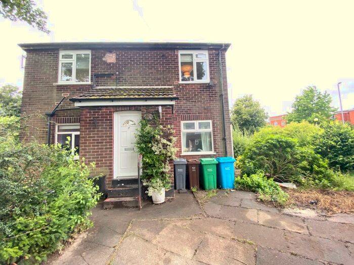 2 Bedroom Flat To Rent In Fenside Road, Wythenshawe, Greater Mancheste, M22