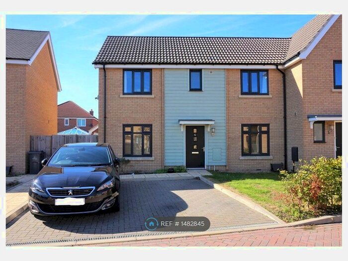 3 Bedroom Semi-Detached House To Rent In Forest Grove, Swaffham, PE37