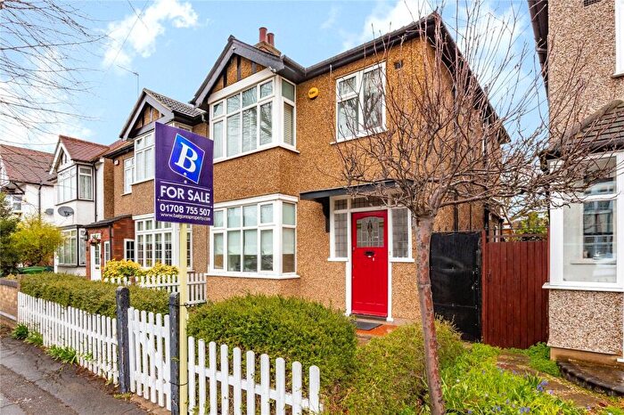 3 Bedroom Semi-Detached House To Rent In Lytton Road, Romford, Essex, RM2