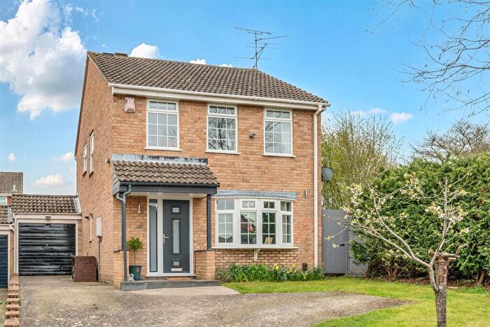 3 Bedroom Link Detached House For Sale In Kenilworth Drive, Willsbridge, Bristol, BS30