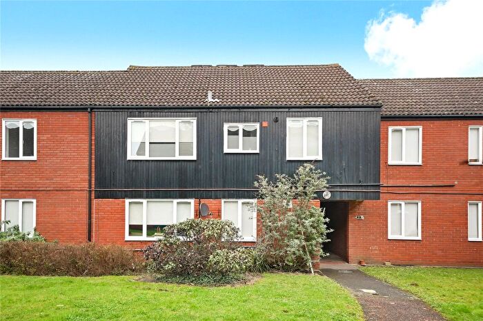 1 Bedroom Flat For Sale In Swakeleys Road, Ickenham, Uxbridge, UB10