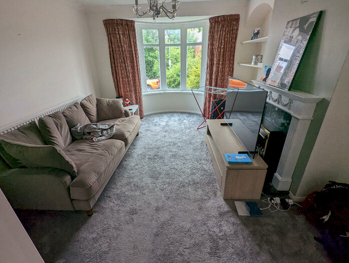 3 Bedroom Semi-Detached House To Rent In Argyle Road, Reading, Berkshire, RG1