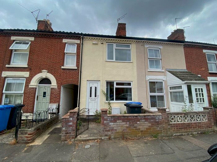 2 Bedroom Terraced House To Rent In Caernarvon Road, Norwich, NR2