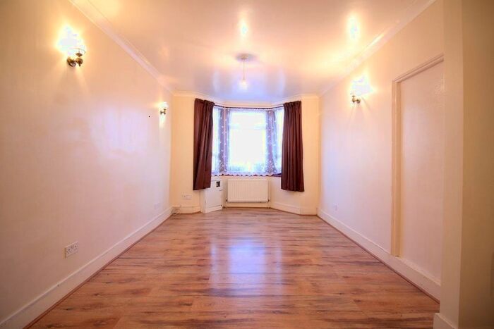 3 Bedroom Terraced House To Rent In Lea Road, Southall, UB2