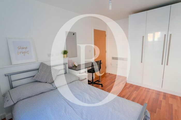 5 Bedroom Flat To Rent In Clyde Court, , Erskine Street, LE1