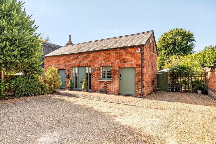 3 Bedroom Detached House For Sale In High Street, Clophill, Bedfordshire, MK45