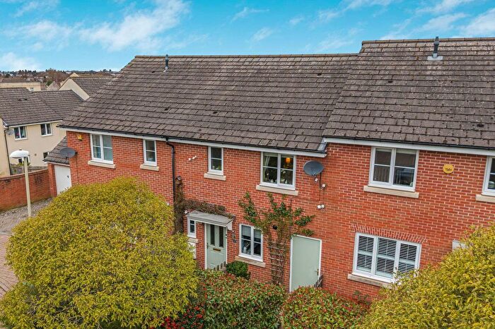 3 Bedroom Terraced House For Sale In Drybrook Walk, Cheltenham, GL52