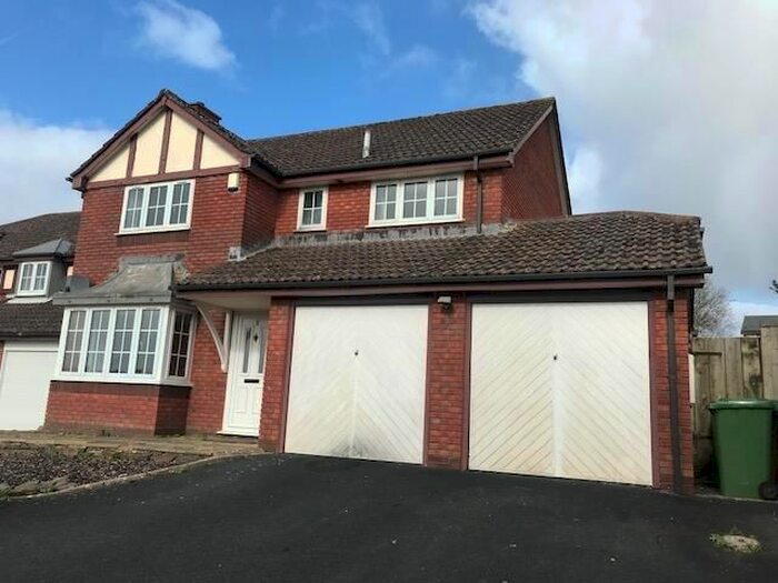 4 Bedroom Detached House To Rent In Philip Gardens, Plymstock, Plymouth, PL9