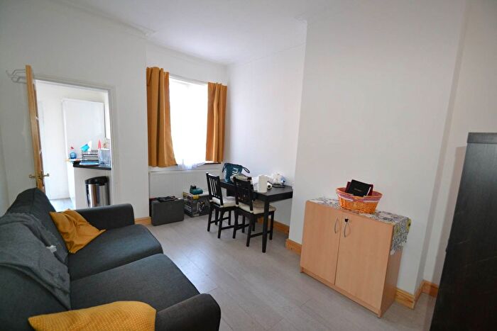 2 Bedroom Property To Rent In Edgestone Gardens, Harrow, HA2