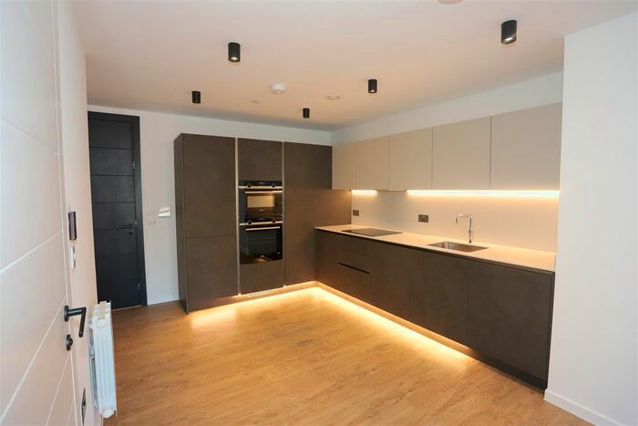 1 Bedroom Flat To Rent In Slate Wharf, Manchester, M15