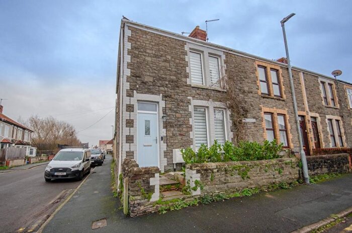 2 Bedroom End Terrace House For Sale In Hayward Road, Staple Hill, Bristol, BS16