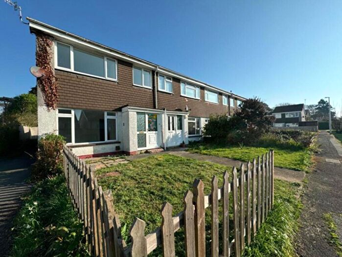 3 Bedroom End Of Terrace House For Sale In Tudor Way, Tenby, Pembrokeshire, SA70
