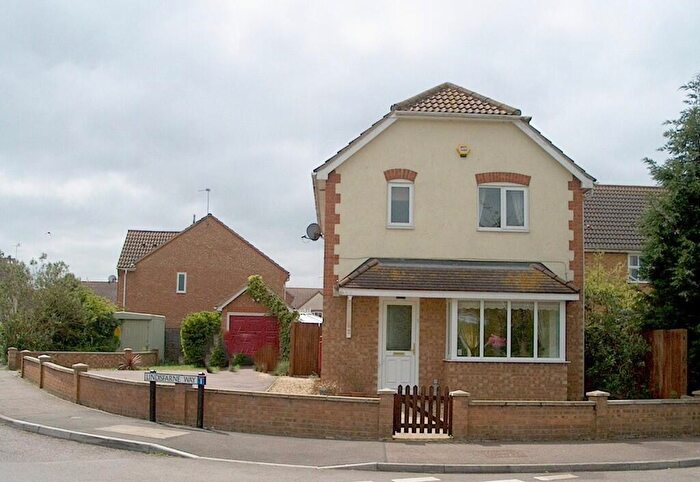 3 Bedroom Detached House To Rent In Windsor Drive, Thrapston, NN14