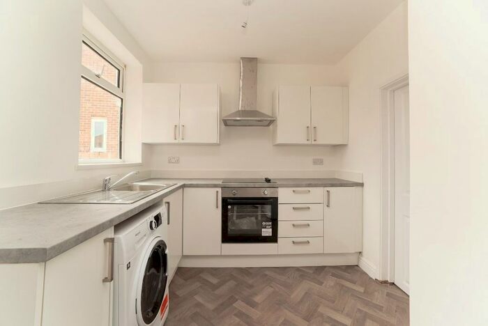 3 Bedroom Semi-Detached House To Rent In Scafell Drive, Newcastle Upon Tyne, NE5