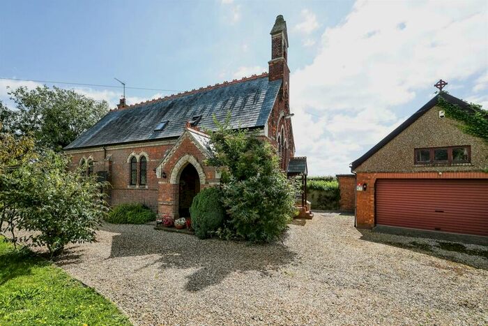 3 Bedroom Detached House For Sale In Sutton Road, Walpole Cross Keys, King's Lynn, PE34