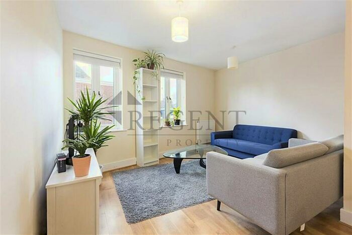 2 Bedroom Apartment To Rent In Elderberry Court, A Alberon Gardens, NW11