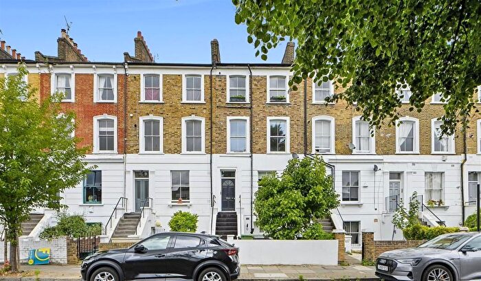 4 Bedroom Flat To Rent In Mildmay Grove North, London, N1