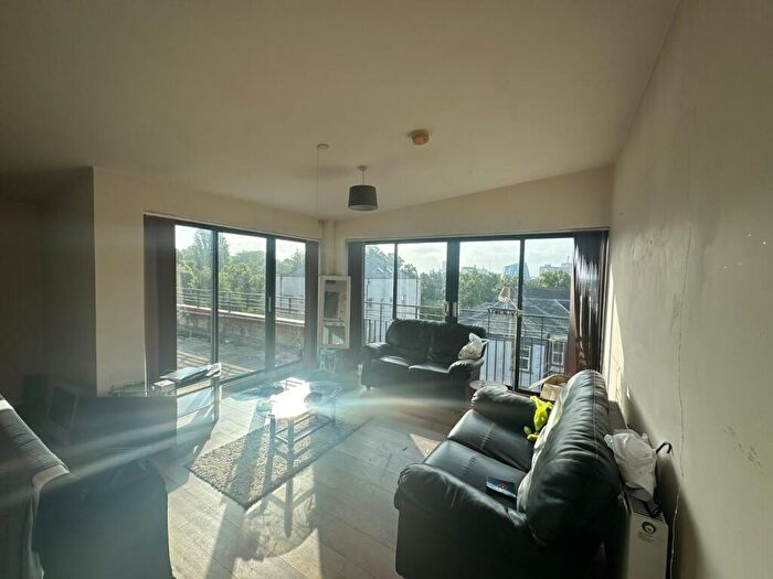 2 Bedroom Flat To Rent In Portland Road, Arboretum, NG7