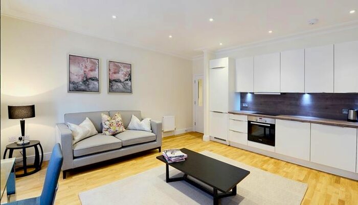 2 Bedroom Flat To Rent In Hamlet Gardens, Hamlet Gardens, Hammersmith, W6