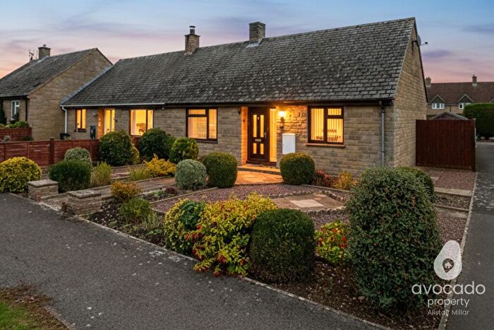 2 Bedroom Terraced Bungalow For Sale In Bullmarsh Close, Middleton Stoney, Bicester, OX25
