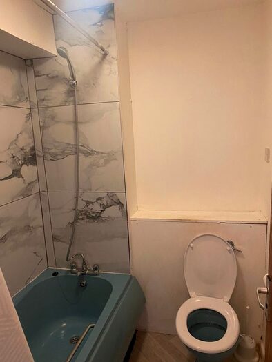 Studio To Rent In Llysgwyn, Swansea, SA6