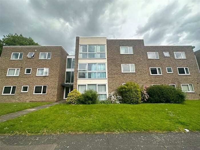 2 Bedroom Flat To Rent In The Spinney, Watford, Hertfordshire, WD17