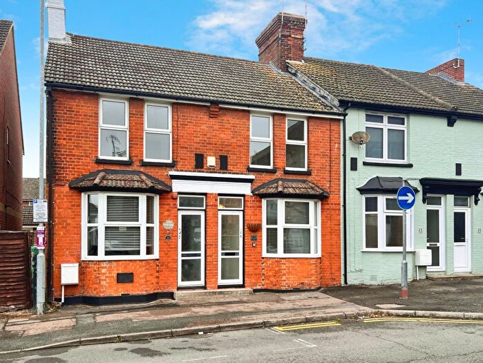 3 Bedroom Terraced House For Sale In Apsley Street, Ashford, TN23