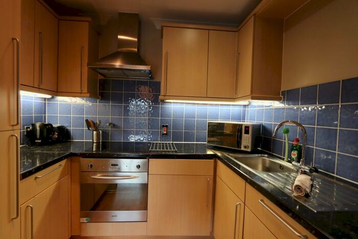1 Bedroom Serviced Apartments To Rent In St Thomas Street, Redcliffe, Bristiol, BS1