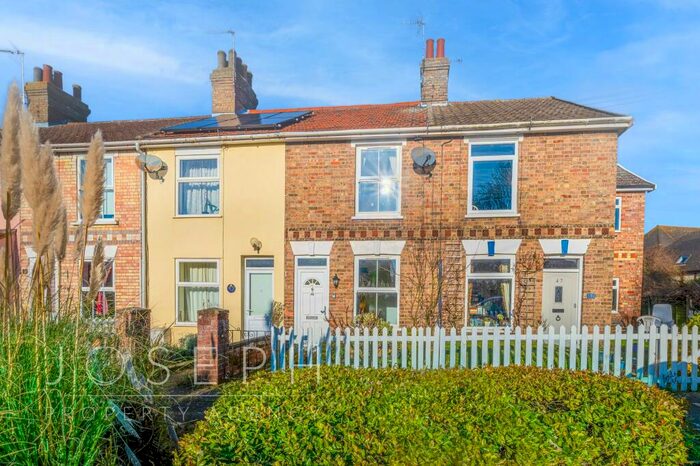 2 Bedroom Terraced House To Rent In Henley Road, Ipswich, IP1