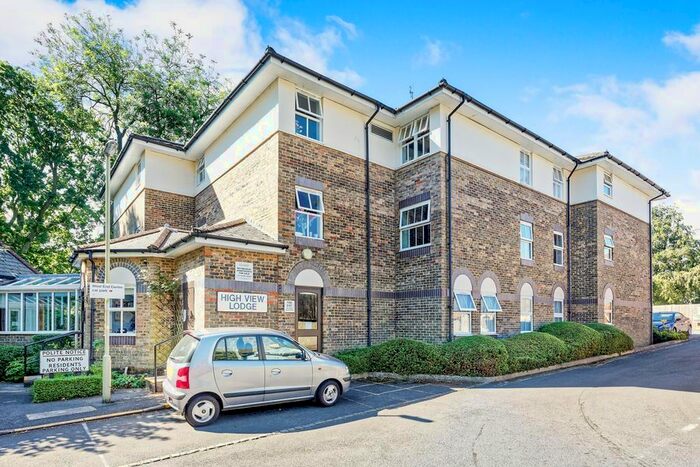 1 Bedroom Flat To Rent In William Farthing Close, Aldershot, GU11