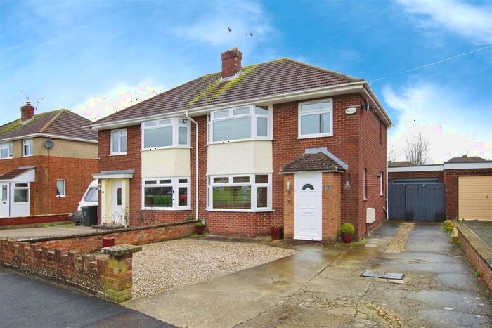 3 Bedroom Semi-Detached House To Rent In Eastern Avenue, Old Walcot, Swindon, SN3