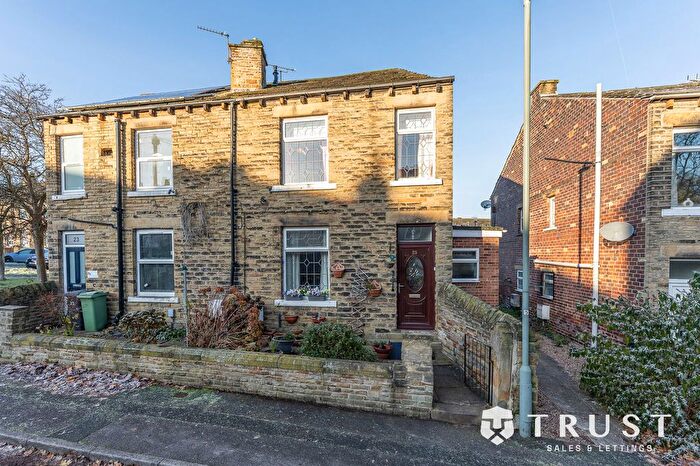 2 Bedroom Terraced House For Sale In James Street, Liversedge, WF15