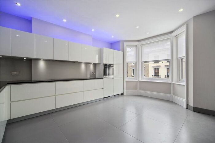 3 Bedroom Flat To Rent In Brendon House, Nottingham Place, London, W1U