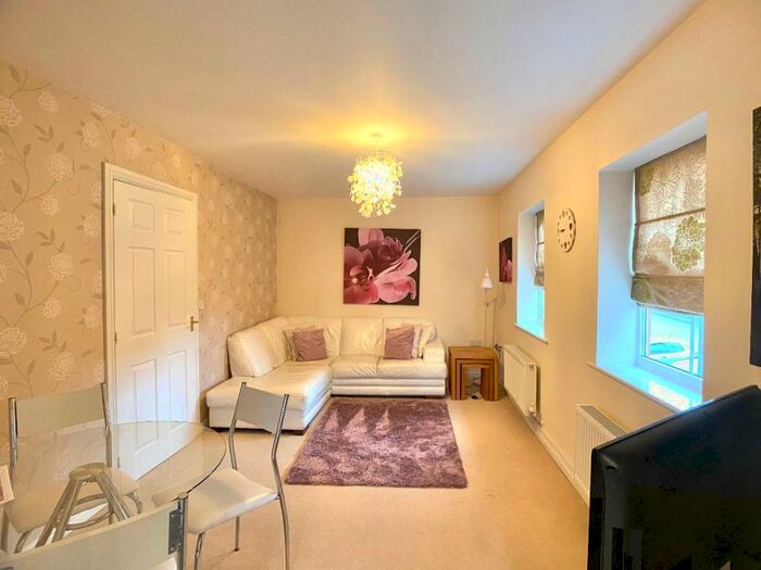 2 Bedroom Flat To Rent In Archers Walk, Stoke-on-Trent, ST4