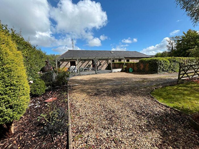 4 Bedroom Barn Conversion For Sale In Cowbridge Road, Talygarn, CF72