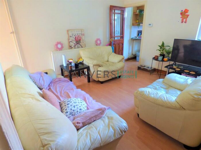 4 Bedroom Terraced House To Rent In Stuart Street, Leicester, LE3