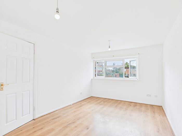 1 Bedroom Maisonette To Rent In Rudgewick Croft, Aston, Birmingham, B6