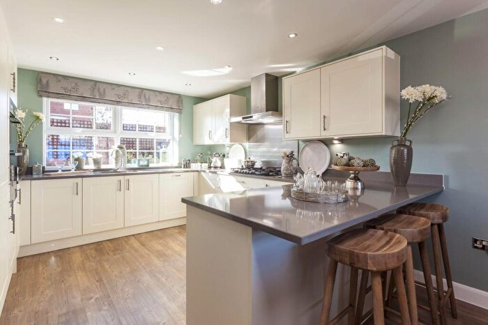 4 Bedroom Detached House For Sale In White Post Road, Bodicote, Banbury, OX15