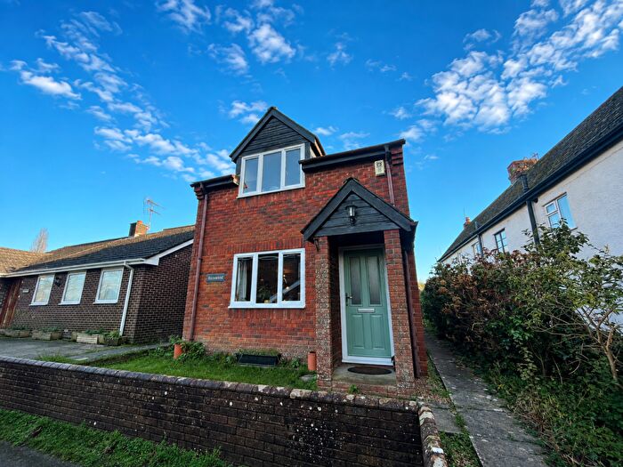 2 Bedroom House To Rent In The Green, Ide, Exeter, EX2