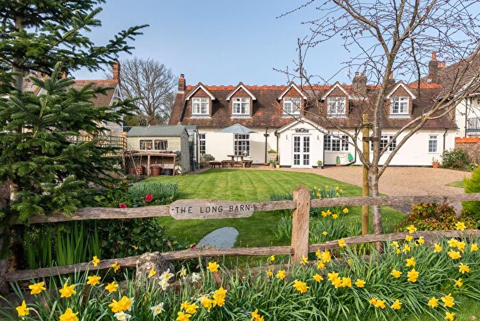 4 Bedroom Barn Conversion For Sale In Dukes Road, Newdigate, RH5