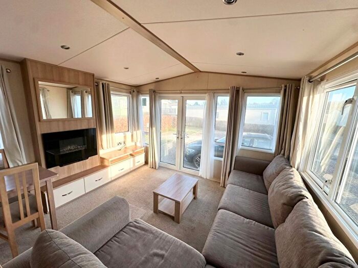 3 Bedroom Park Home For Sale In Capernwray, Carnforth, LA6