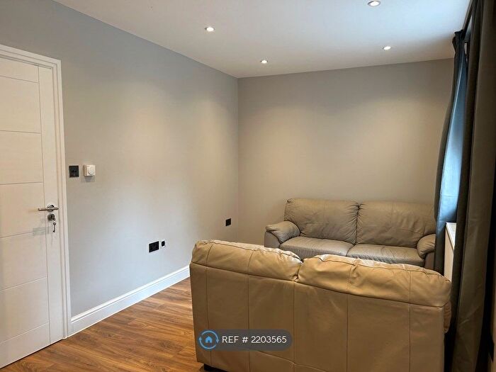 1 Bedroom Flat To Rent In Hasted Road, Charlton, SE7